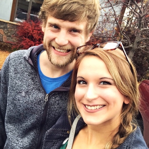 Meet your Posher, Bree - Picture 2 of 4